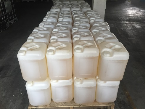 25KG塑料桶包装四氢苯酐销售案例